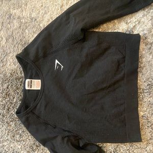 GYMSKARK long sleeve black crop top